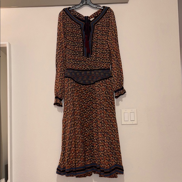 Talitha Dresses & Skirts - Talitha Rosa Banded Waist Georgette Midi Dress 100% Silk SZ S EUC